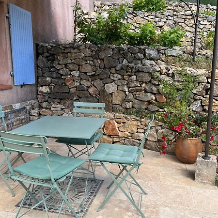 Hauteurs De Toulon : Charmant Studio Piscine Exteriör bild