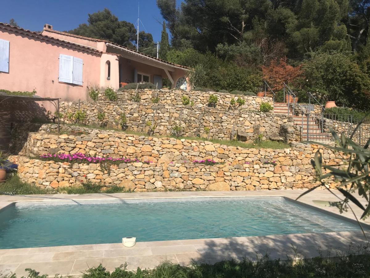 Hauteurs De Toulon : Charmant Studio Piscine Exteriör bild
