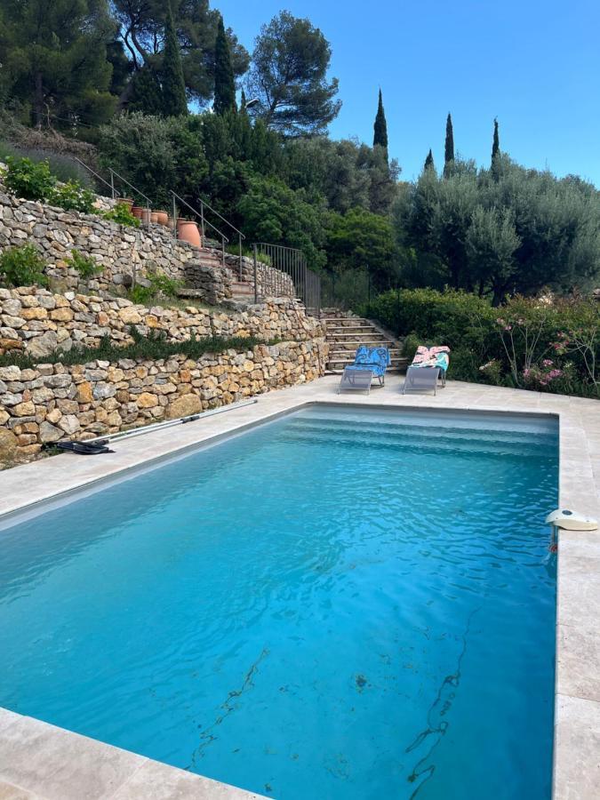Hauteurs De Toulon : Charmant Studio Piscine Exteriör bild